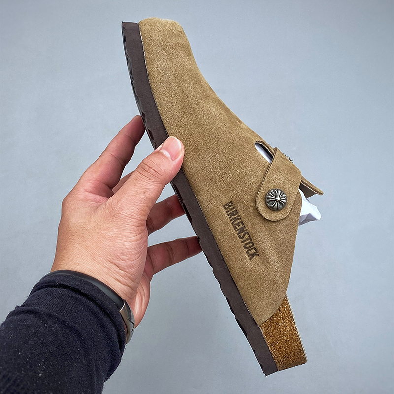 Sandalias Birkenstock × Chrome Hearts marrón - Imagen 3