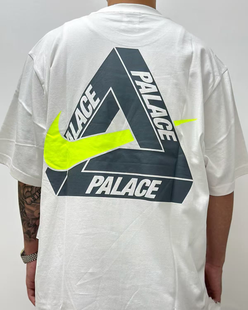 Camiseta Palace x Nike Tri Swoosh Compra uno y llévate otro gratis - Imagen 17