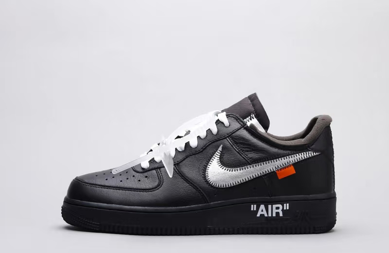 Off-White x Nike Air Force 1 Low '07 'MoMA' - Imagen 2