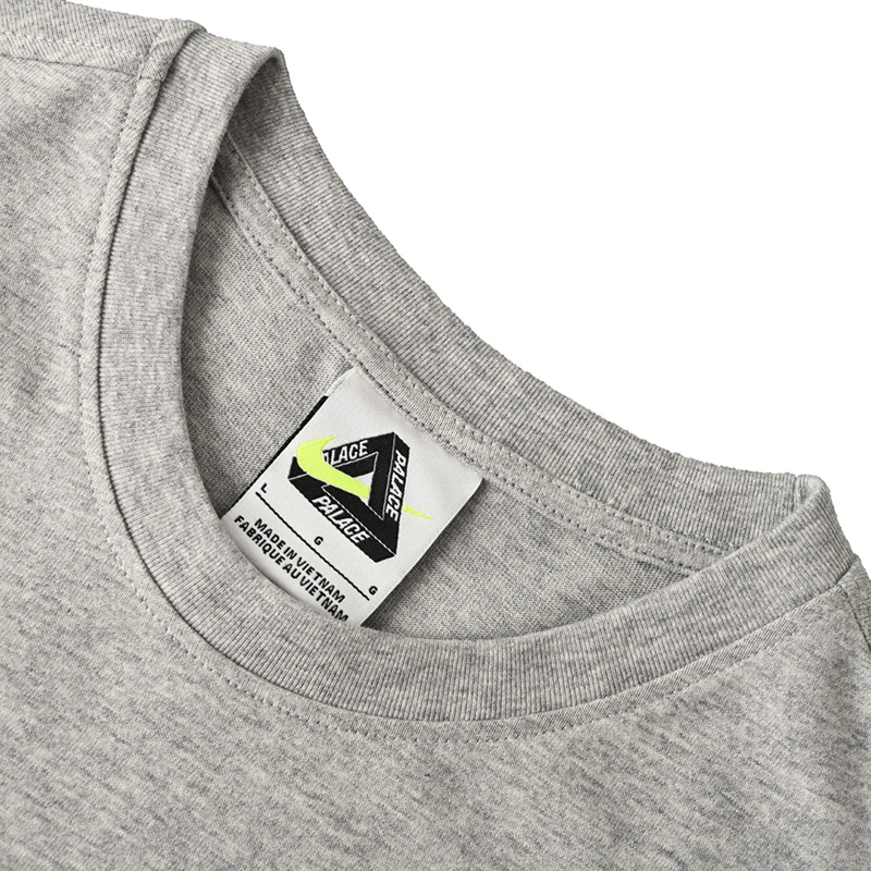 Camiseta Palace x Nike Tri Swoosh Compra uno y llévate otro gratis - Imagen 10