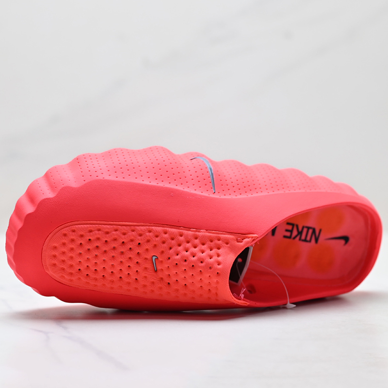 Mules Nike Mind 001 Pregame-Rojo solar/Hyper - Imagen 4