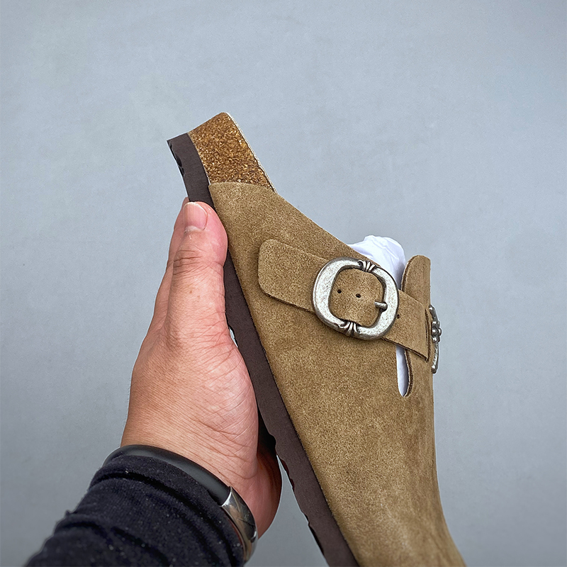 Sandalias Birkenstock × Chrome Hearts marrón - Imagen 6