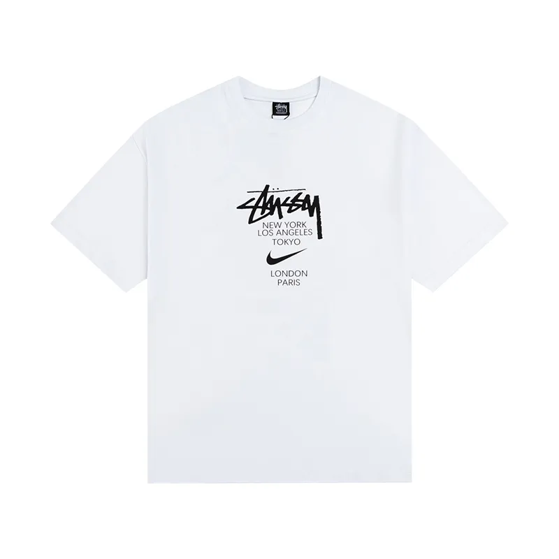 Chándal de la colaboración Nike x Stüssy (camiseta + pantalón corto) - Imagen 6